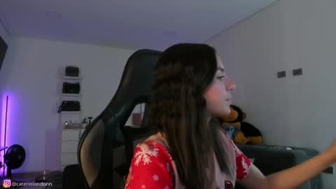      online show from April 2026 03:33:02 AM