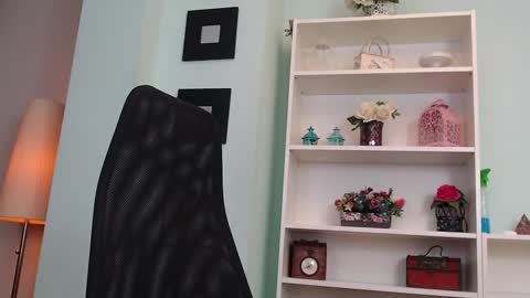 Snapshot of aneshereforu chatting on February 2025 01:59:02 PM Anes online show from February 2025 01:59:02 PM