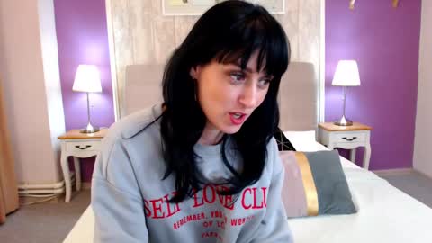 Snapshot of aneshereforu chatting on February 2025 02:12:01 PM Anes online show from February 2025 02:12:01 PM