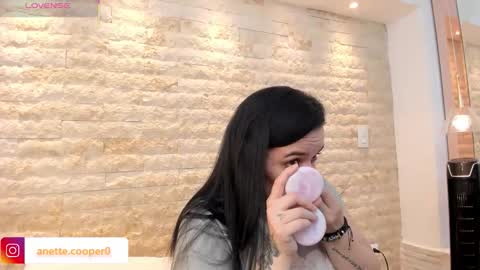 anette_cooper online show from December 2025 04:07:02 AM
