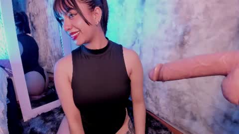 Snapshot of angeel___ chatting on July 2026 04:33:02 AM angeel___ online show from July 2026 04:33:02 AM