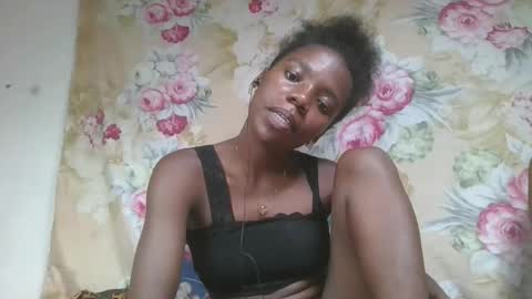 Snapshot of angeeliine chatting on February 2026 01:05:02 AM angeeliine online show from February 2026 01:05:02 AM