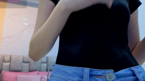 angel__kiss online show from April 2026 11:33:01 AM