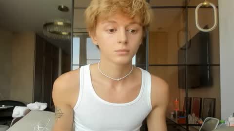Snapshot of angel_andreww chatting on April 2026 09:45:01 AM angel_andreww online show from April 2026 09:45:01 AM