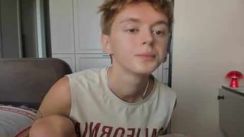 Snapshot of angel_andreww chatting on July 2026 10:50:01 AM angel_andreww online show from July 2026 10:50:01 AM