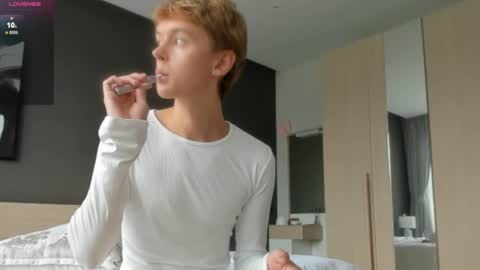 Snapshot of angel_andreww chatting on July 2026 09:29:02 AM angel_andreww online show from July 2026 09:29:02 AM