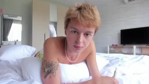 Snapshot of angel_andreww chatting on July 2026 06:54:01 AM angel_andreww online show from July 2026 06:54:01 AM
