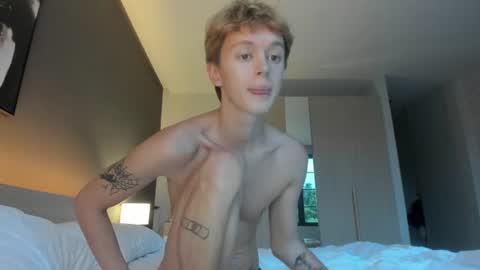 Snapshot of angel_andreww chatting on July 2026 11:42:02 AM angel_andreww online show from July 2026 11:42:02 AM