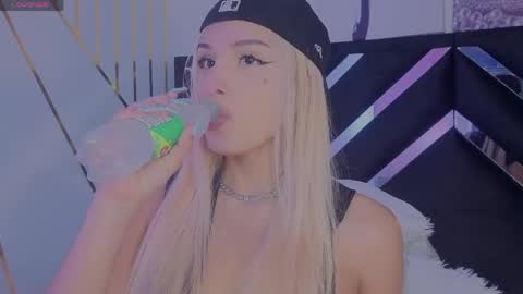 Angel-dragun online show from April 2026 03:01:01 AM