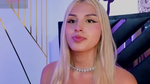 Snapshot of angel_dragun chatting on April 2026 03:15:01 AM Angel-dragun online show from April 2026 03:15:01 AM
