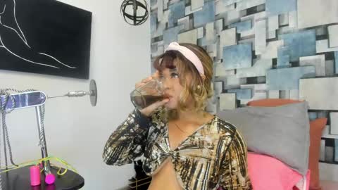 Snapshot of angel_dthroat chatting on April 2026 12:15:02 PM ANGHEL online show from April 2026 12:15:02 PM