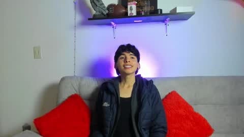 Snapshot of angel_dustt1 chatting on June 2026 08:09:01 PM angel_dustt1 online show from June 2026 08:09:01 PM