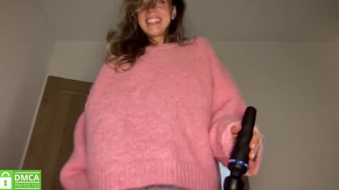 Greetings  Jess online show from November 2025 01:09:02 PM