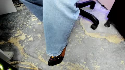 angel hardy online show from December 2025 12:03:02 PM