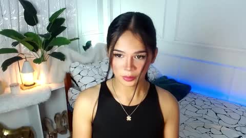 angela online show from February 2025 06:45:02 AM