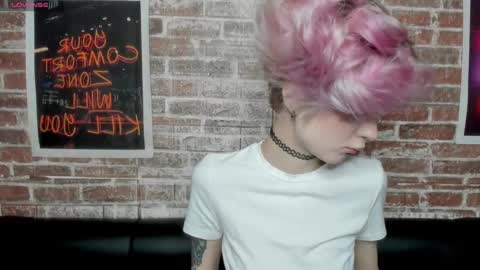 Snapshot of angel_julles chatting on May 2026 03:11:02 AM Angel Dust online show from May 2026 03:11:02 AM