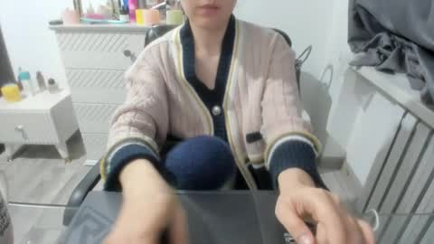 angel_lee__ online show from March 2025 04:00:02 PM