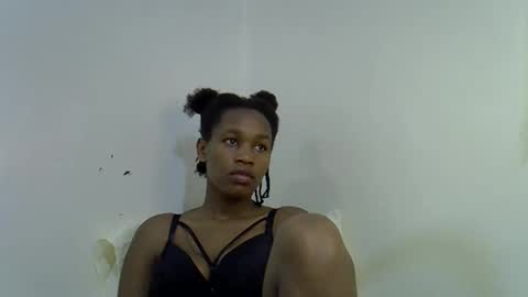 angel_mia5 online show from November 2025 01:52:02 AM