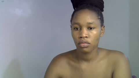 Snapshot of angel_mia5 chatting on June 2026 02:32:01 PM angel_mia5 online show from June 2026 02:32:01 PM