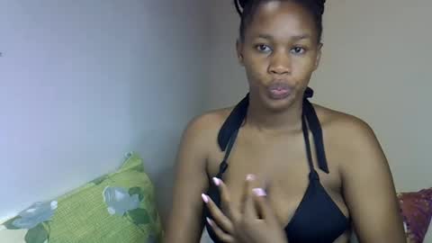 Snapshot of angel_mia5 chatting on June 2026 12:57:01 AM angel_mia5 online show from June 2026 12:57:01 AM