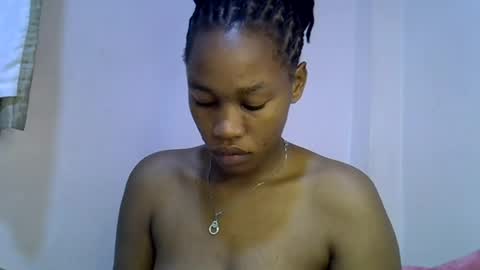 Snapshot of angel_mia5 chatting on July 2026 02:32:01 AM angel_mia5 online show from July 2026 02:32:01 AM
