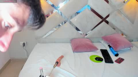 Snapshot of angel_sanzz chatting on February 2026 03:48:02 PM angel_sanzz online show from February 2026 03:48:02 PM