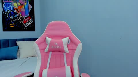 Angel  My schedule GTM2 Mon Tue Wen Thu Fri 0900am-0400pm online show from December 2024 03:02:02 PM