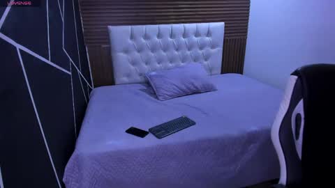 Snapshot of angel_st1 chatting on May 2026 01:05:01 PM Angel online show from May 2026 01:05:01 PM