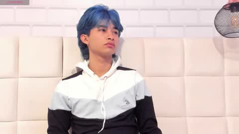 Angel  online show from November 2025 07:32:01 AM