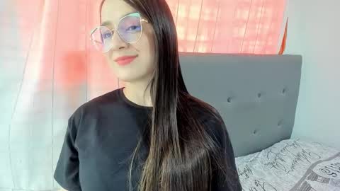 angela_nix online show from September 2025 04:21:01 PM