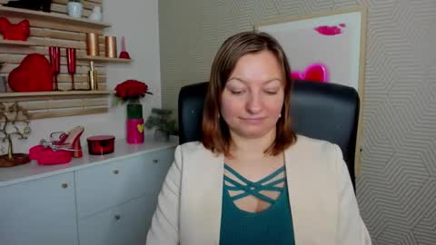 Angela online show from April 2026 06:19:01 AM