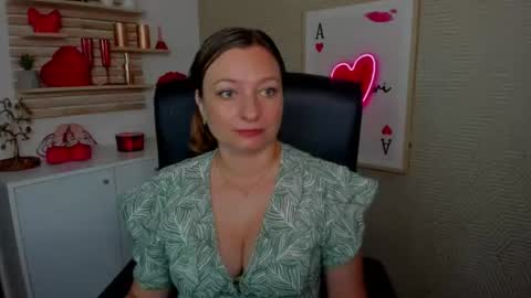 Angela online show from June 2026 05:41:02 AM