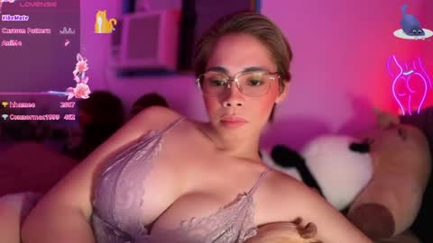 Snapshot of angelabigcock10 chatting on April 2026 09:06:01 PM Jamie online show from April 2026 09:06:01 PM