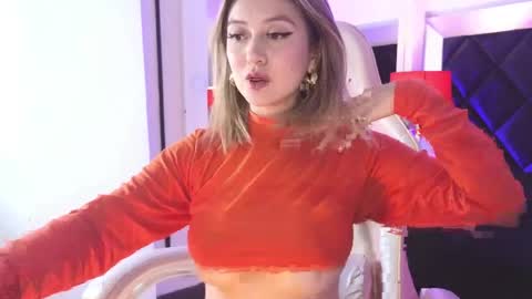 Snapshot of angelacastle chatting on May 2026 08:06:01 PM Angela Castle online show from May 2026 08:06:01 PM