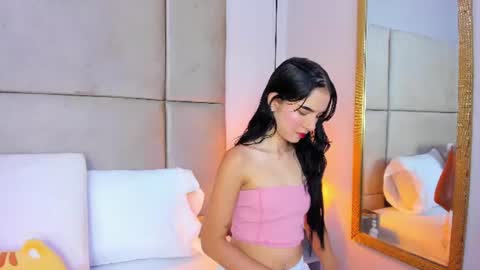 Snapshot of angelag_ chatting on June 2026 03:37:02 AM angelag_ online show from June 2026 03:37:02 AM