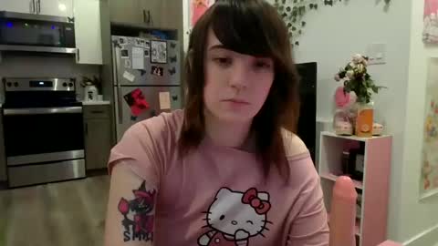 Snapshot of angelalice555 chatting on October 2025 06:36:01 AM angelalice555 online show from October 2025 06:36:01 AM