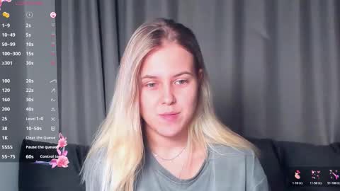 Darsi Anty online show from November 2025 04:18:02 PM