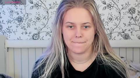 Snapshot of angelanty chatting on May 2026 05:09:02 PM Darsi Anty online show from May 2026 05:09:02 PM
