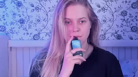Snapshot of angelanty chatting on May 2026 03:07:02 PM Darsi Anty online show from May 2026 03:07:02 PM