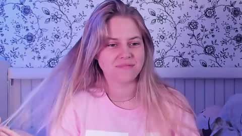 Snapshot of angelanty chatting on May 2026 03:19:02 PM Darsi Anty online show from May 2026 03:19:02 PM