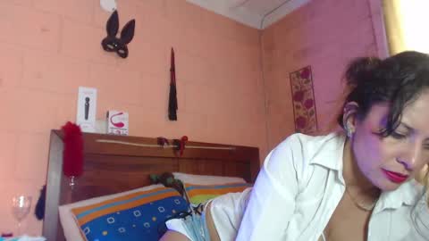 Snapshot of angelataysonvip chatting on February 2025 03:46:01 PM angelataysonvip online show from February 2025 03:46:01 PM