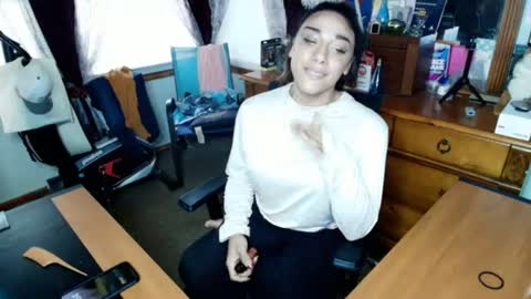 Angela Longcock online show from July 2026 10:54:01 AM