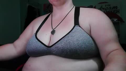 Snapshot of angelbaby582 chatting on January 2026 07:02:02 AM Angel online show from January 2026 07:02:02 AM