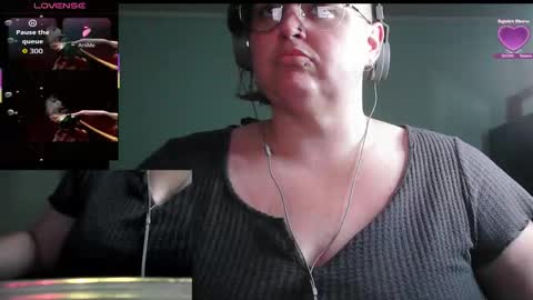 Snapshot of angelbaby582 chatting on January 2026 08:30:01 AM Angel online show from January 2026 08:30:01 AM