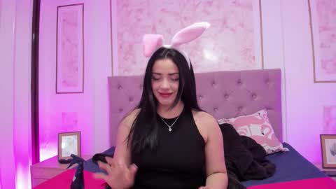 Snapshot of angelbaker1 chatting on January 2026 02:21:02 PM angelbaker1 online show from January 2026 02:21:02 PM