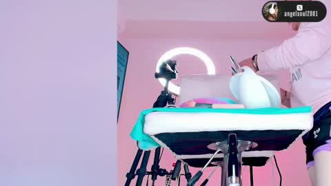 angel online show from February 2026 08:19:01 AM