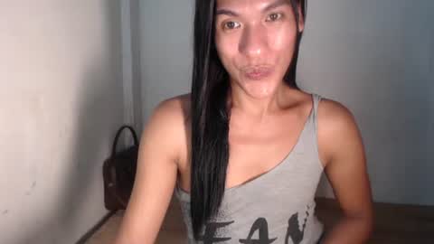 Snapshot of angeldark_satisfactionxxx chatting on April 2026 12:47:01 PM ANGELDARK online show from April 2026 12:47:01 PM