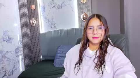 Snapshot of angeles_azul chatting on July 2026 01:18:02 PM angel online show from July 2026 01:18:02 PM