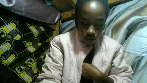 Snapshot of angelettee chatting on June 2026 06:45:02 AM Angelettee online show from June 2026 06:45:02 AM