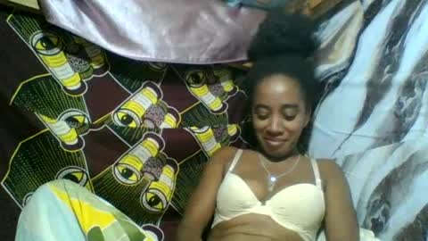 Snapshot of angelettee chatting on June 2026 07:23:01 PM Angelettee online show from June 2026 07:23:01 PM